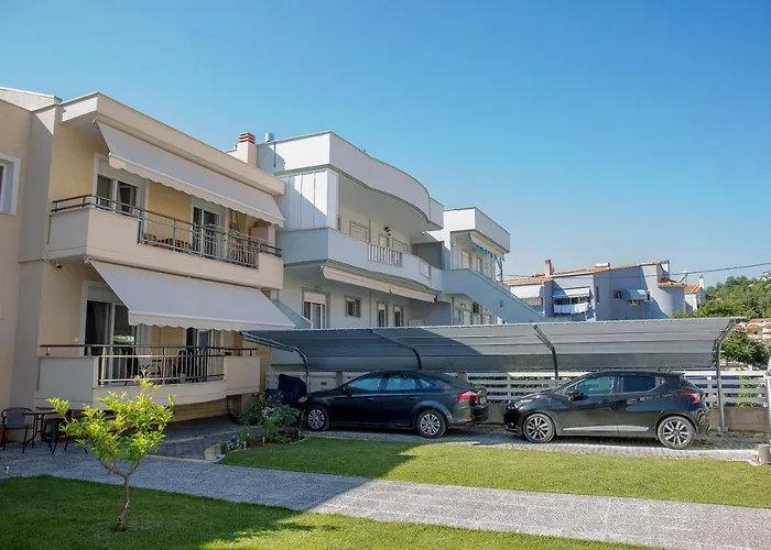 Sun & Sea Luxury Apartment